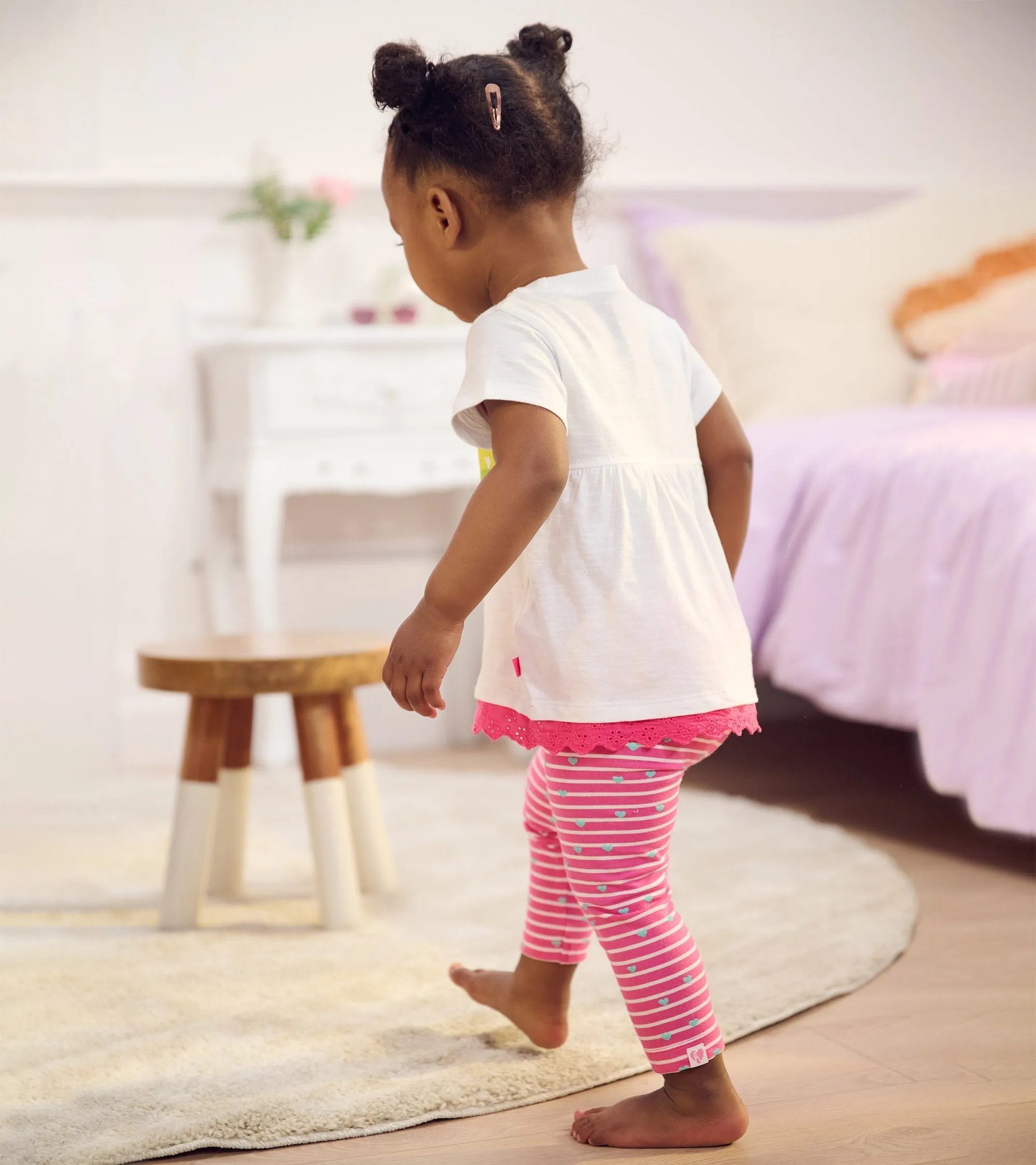 Baby & Toddler Girls Rainbow Eyelet Eyelet Trim T-Shirt -Hatley