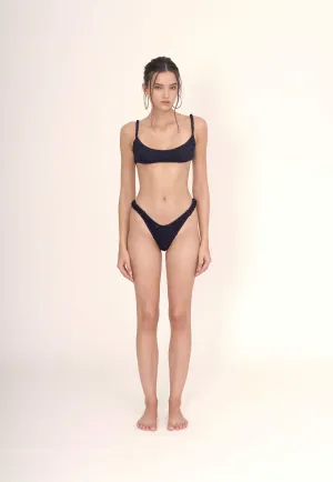 Bestseller Kendall bikini set - Black LESLIE AMON  Going Fast!