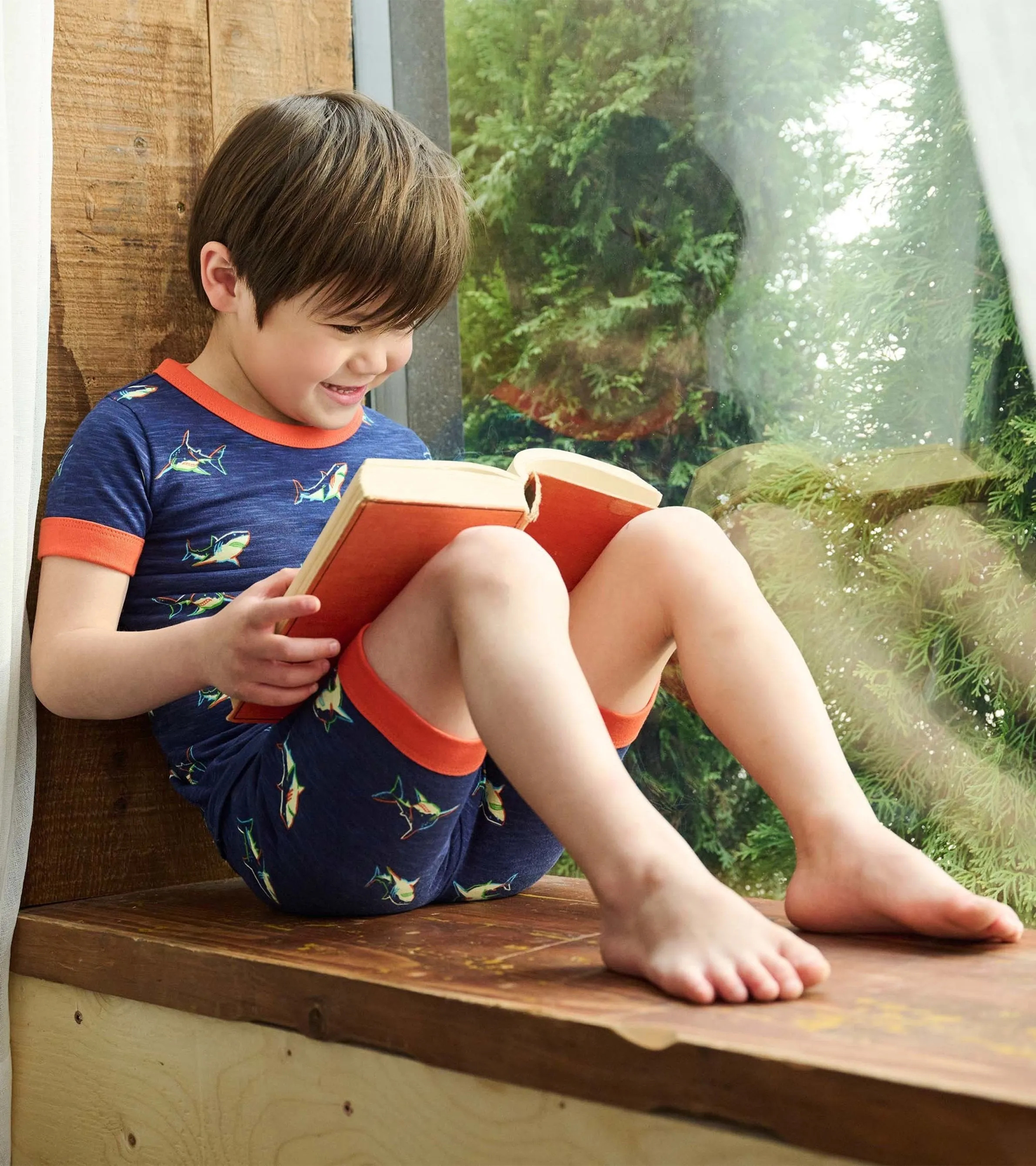 Boys Glow Sharks Short Pajama Set -Hatley