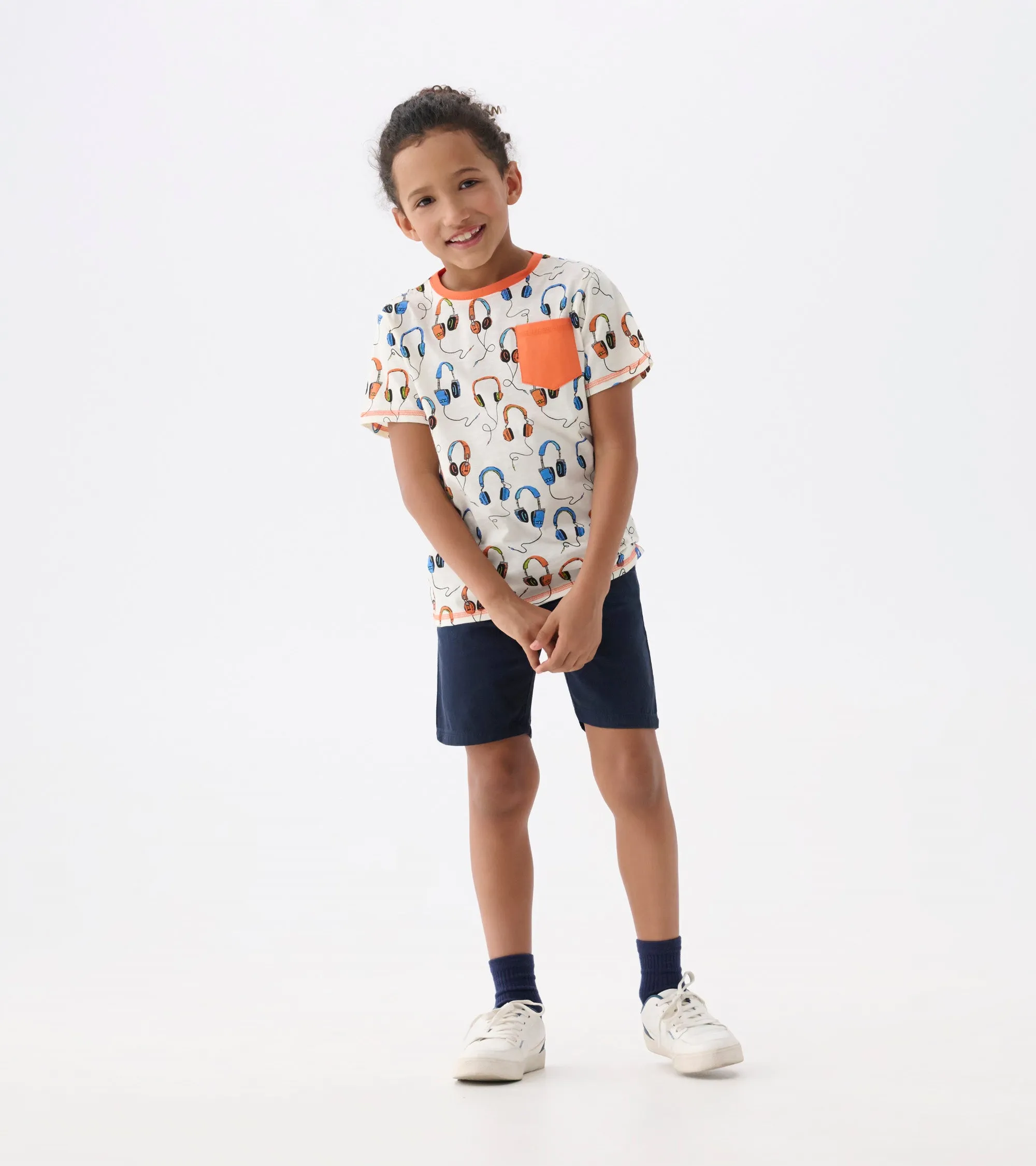 Boys Headphones Pocket T-Shirt -Hatley