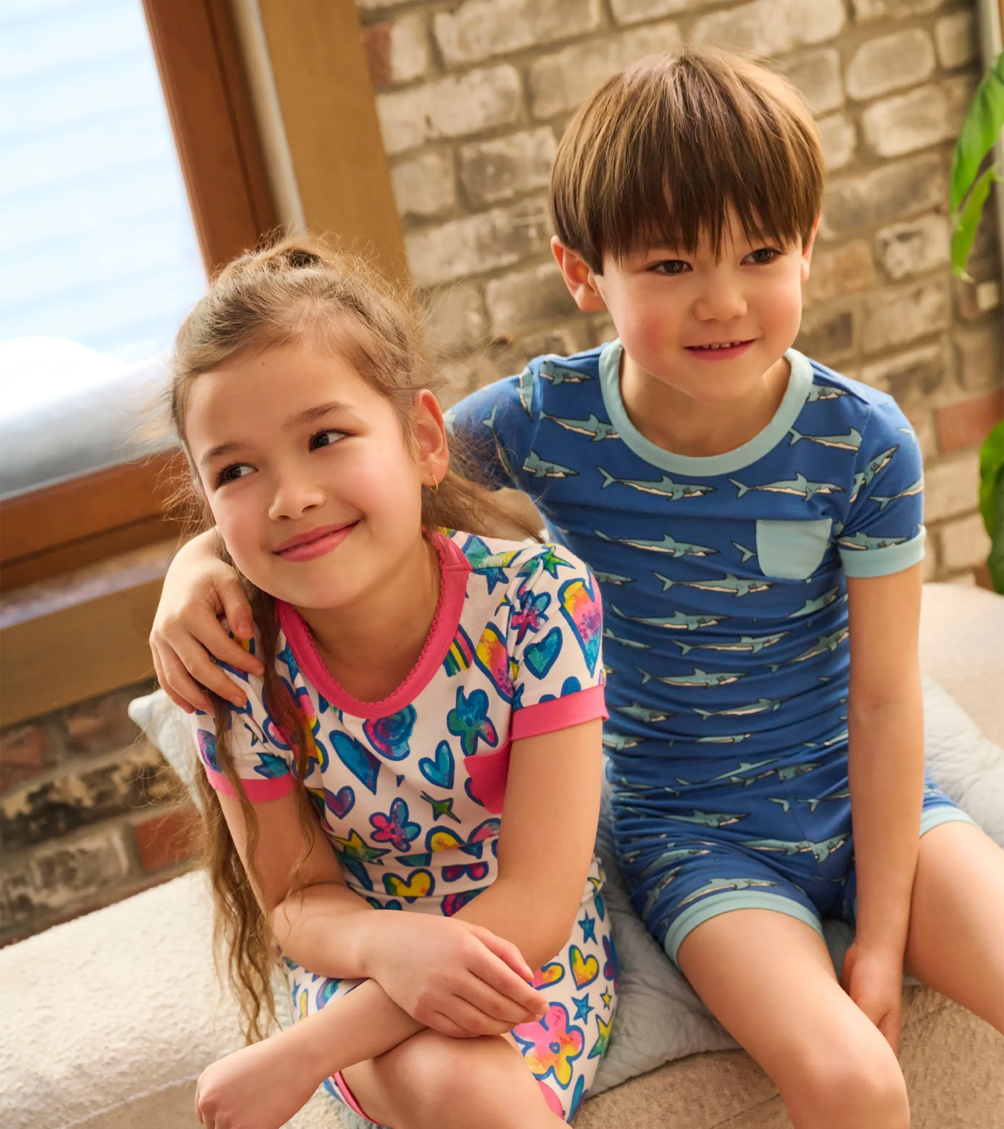 Boys Shark Tank Bamboo Short Pajama Set -Hatley
