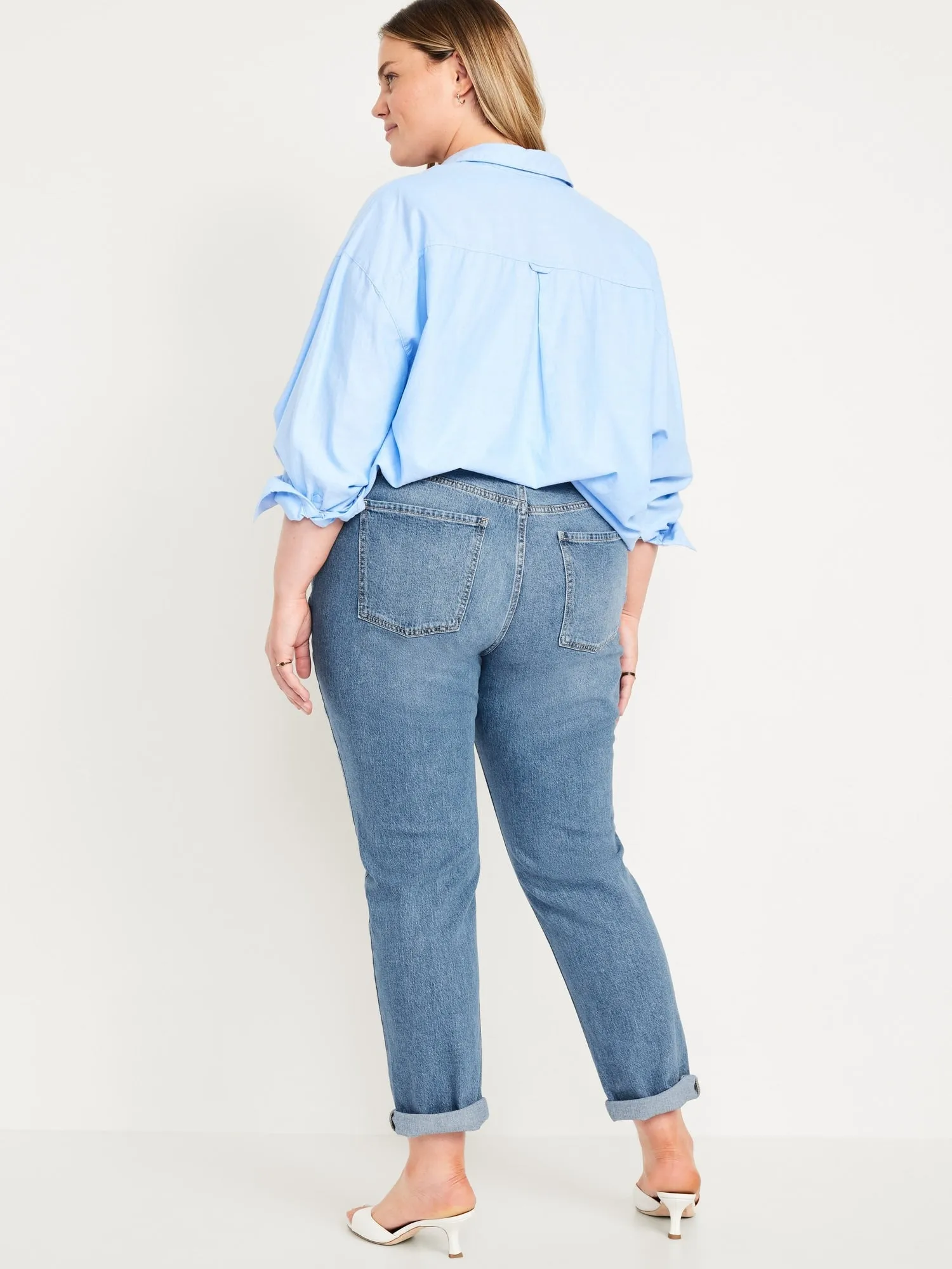 Mid-Rise Wow Boyfriend Straight Jeans