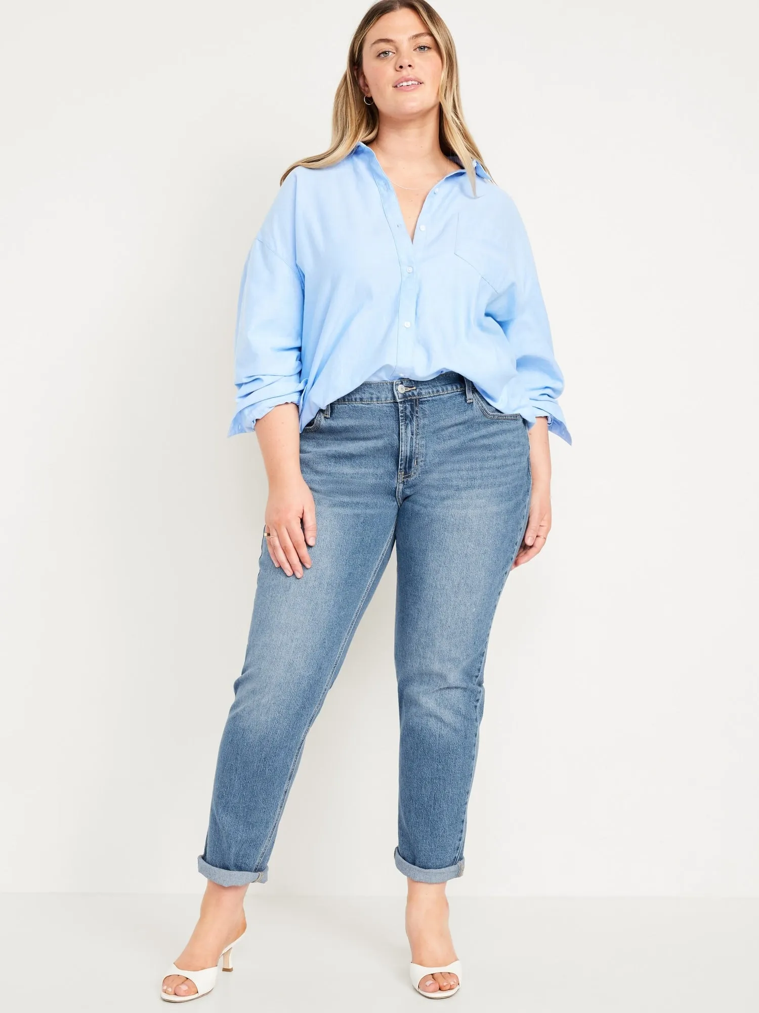 Mid-Rise Wow Boyfriend Straight Jeans